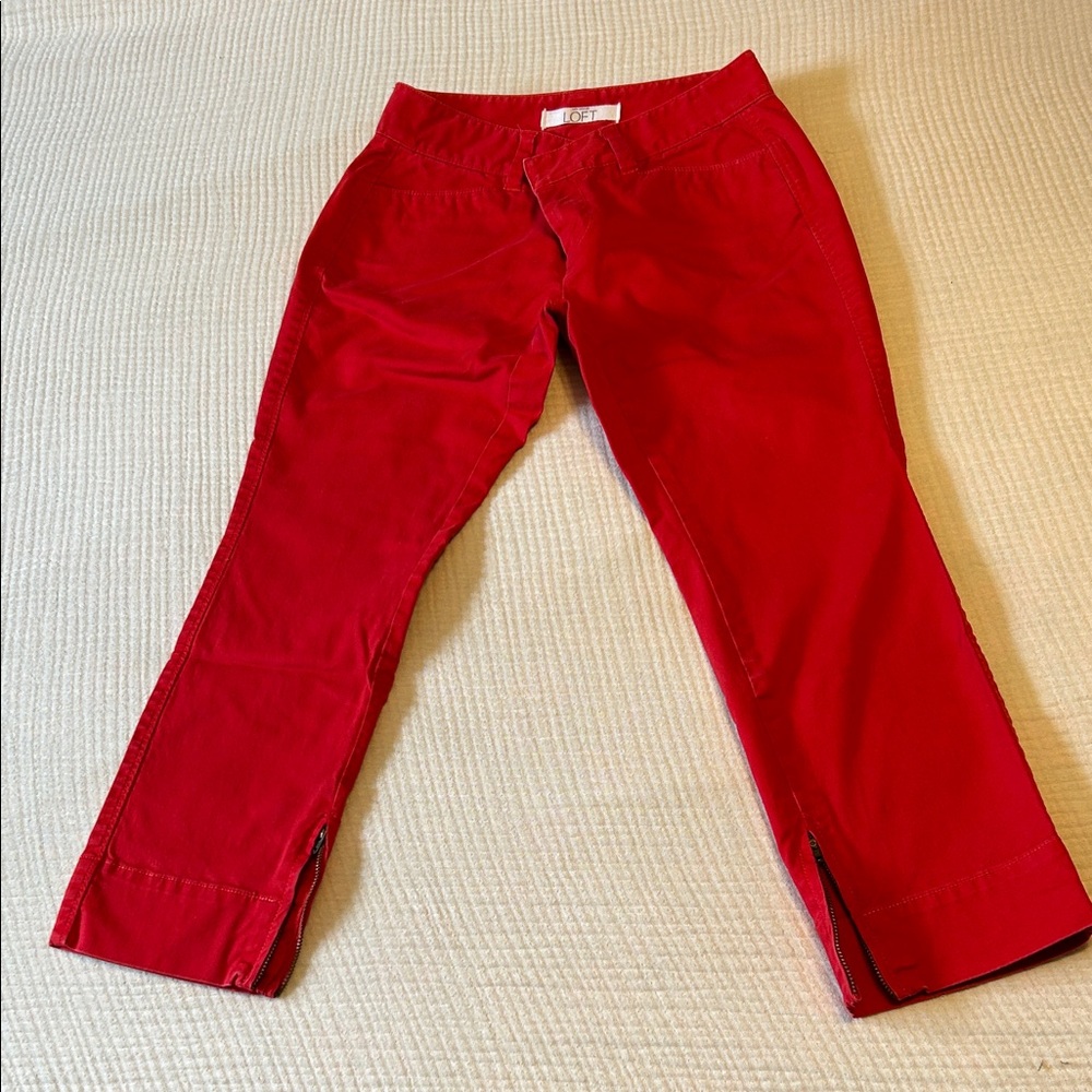 LOFT Red Crop Pants 00P